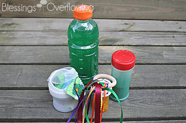 Toddler Travel Activity Box (Glitter Bottle)