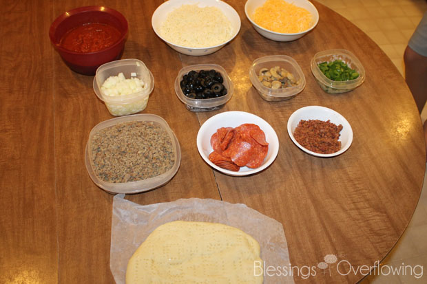 DIY Personal Pizza 7